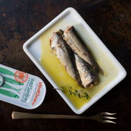 Canned Portuguese Sardines in Olive Oil w/red chili pepper 4.4oz 12pk